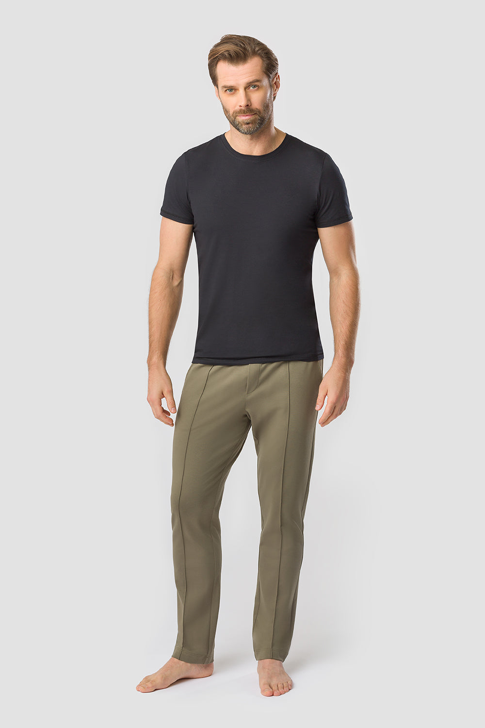 Ganzkörperbild von Rösch Hose Lang