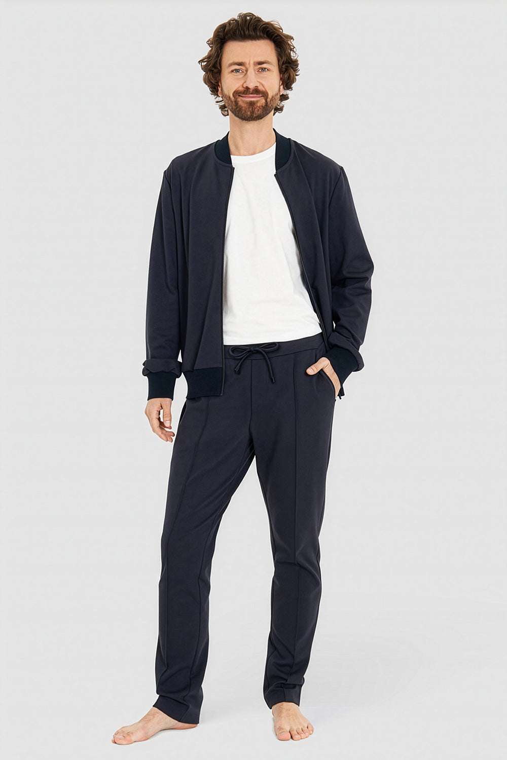 Ganzkörperbild von Rösch Hose