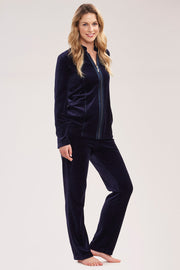 Frontalbild von Rösch Hausanzug