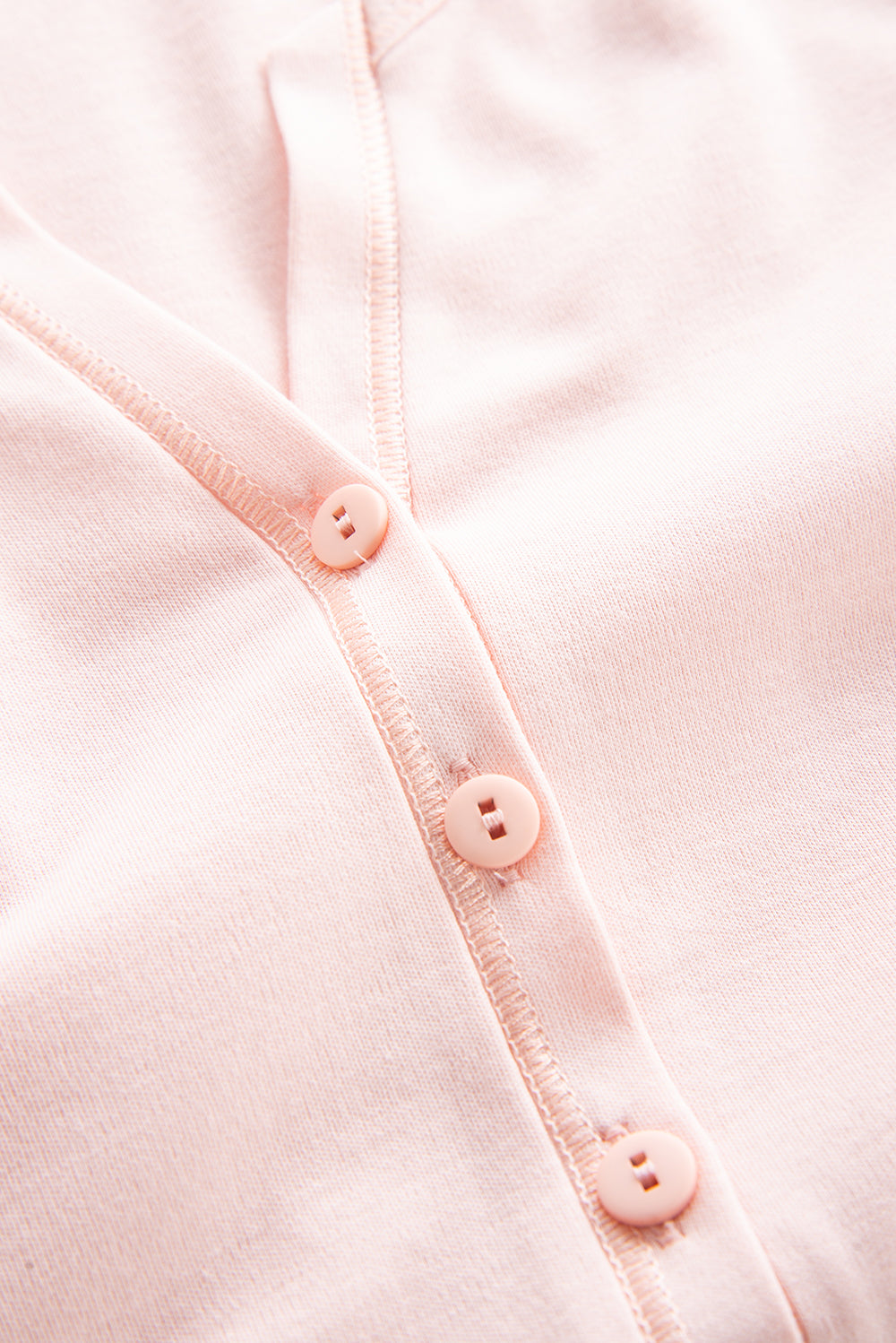 Ganzkörperbild von Rösch Pyjama Lang