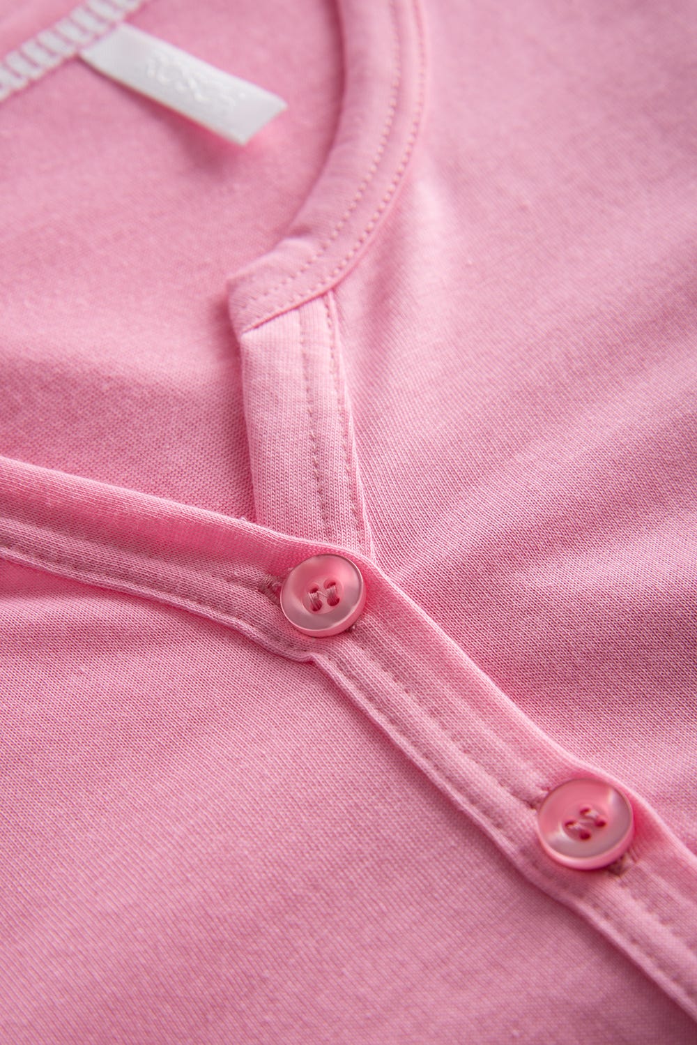 Detailbild 2 von Pyjama in Rosa 7/8-Hose im Streifenprint Zierschleife Knopfleiste 100% Baumwolle