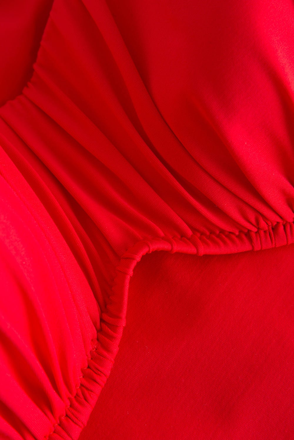 Detailbild 2 von Bandeau Bikini mit verspielten Raff-Details Rot Lycra