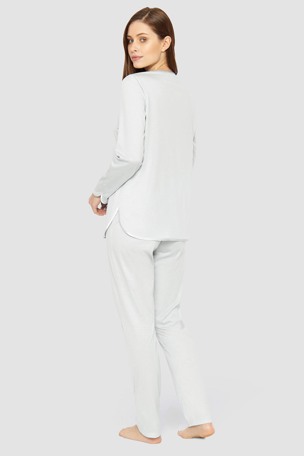 Rückansicht von Féraud Pyjama Lang