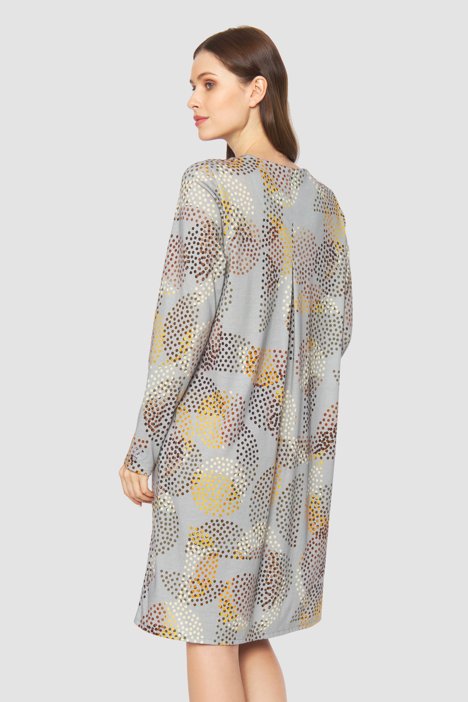 Rückansicht von Nachthemd im Tupfen-Druck Kellerfalte Baumwolle/Modal