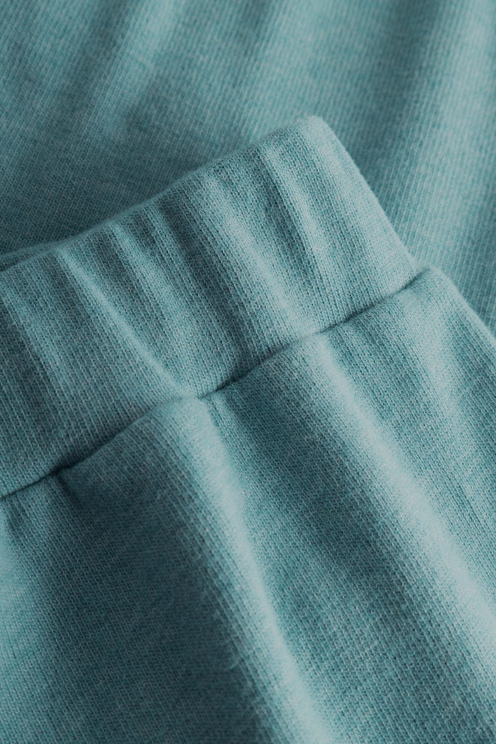 Detailbild 3 von Hausanzug aus Strick Loungeanzug Materialmix