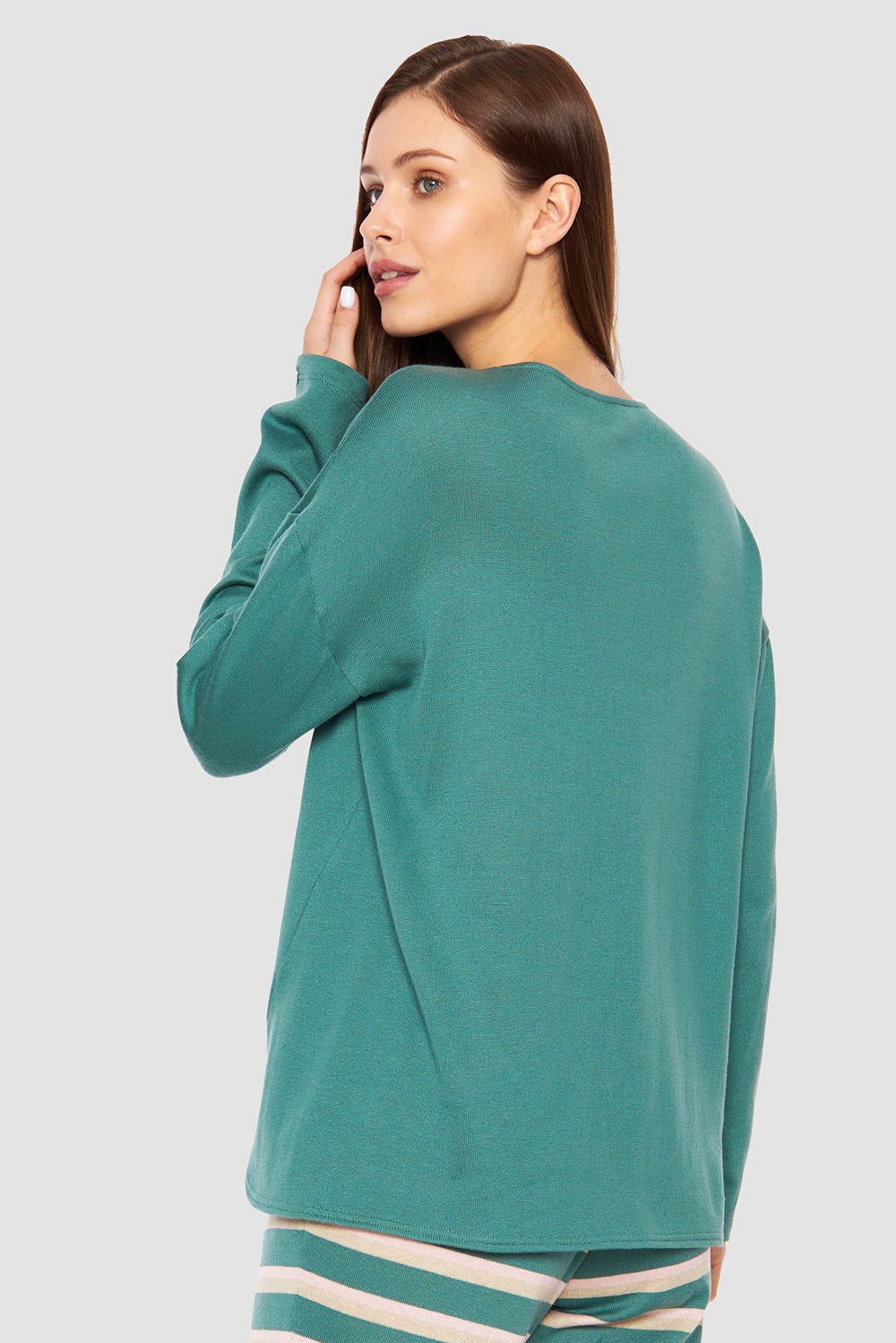 Rückansicht von Shirt mit vorverlegter Seitennaht Strick Baumwolle/Polyacryl