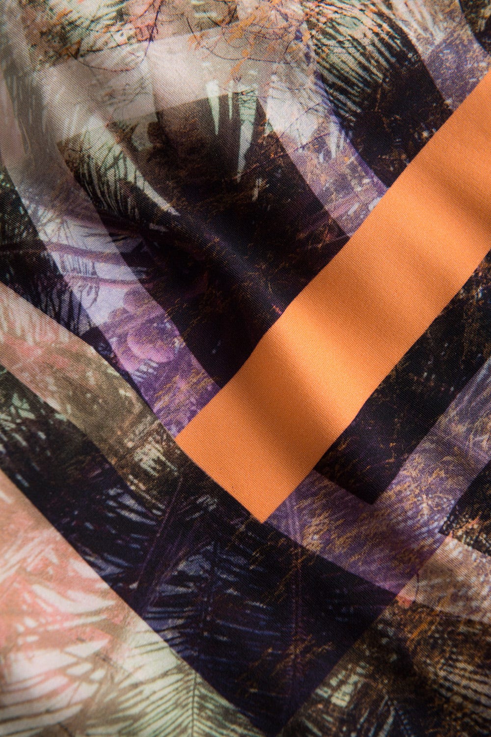 Detailbild 3 von Bandeau-Badeanzug im aufregenden Palmen-Druck Spacer-Cups Polyamid/Elasthan