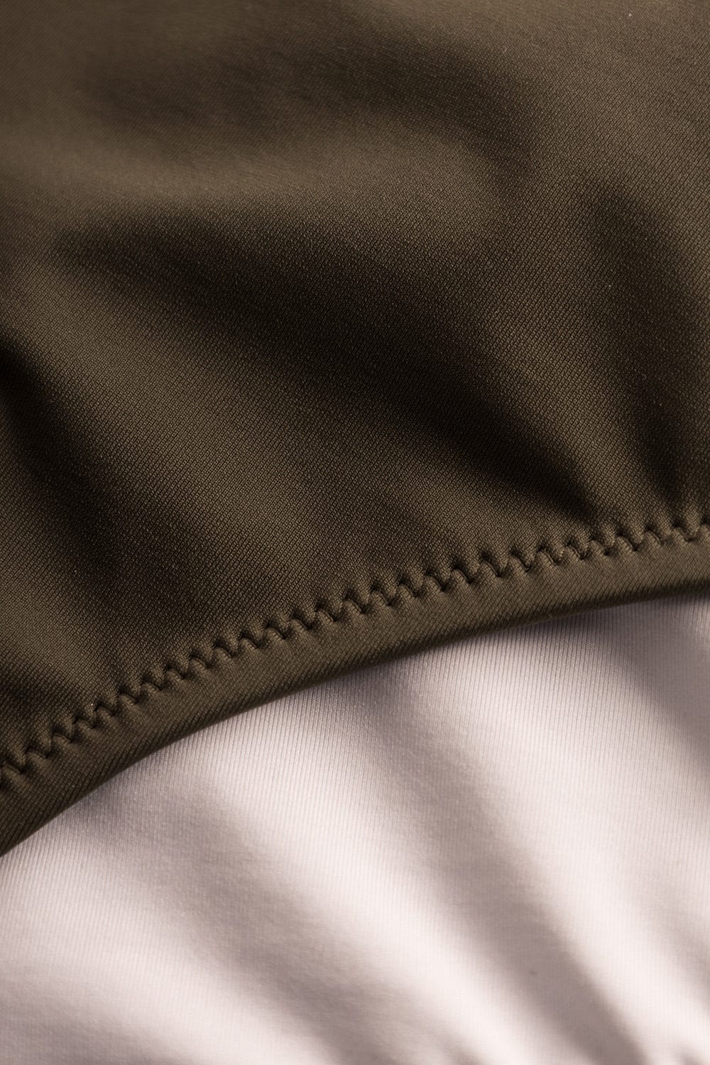 Detailbild 3 von Badeanzug im Ringel-Druck mit Schimmer-Effekt Materialmix