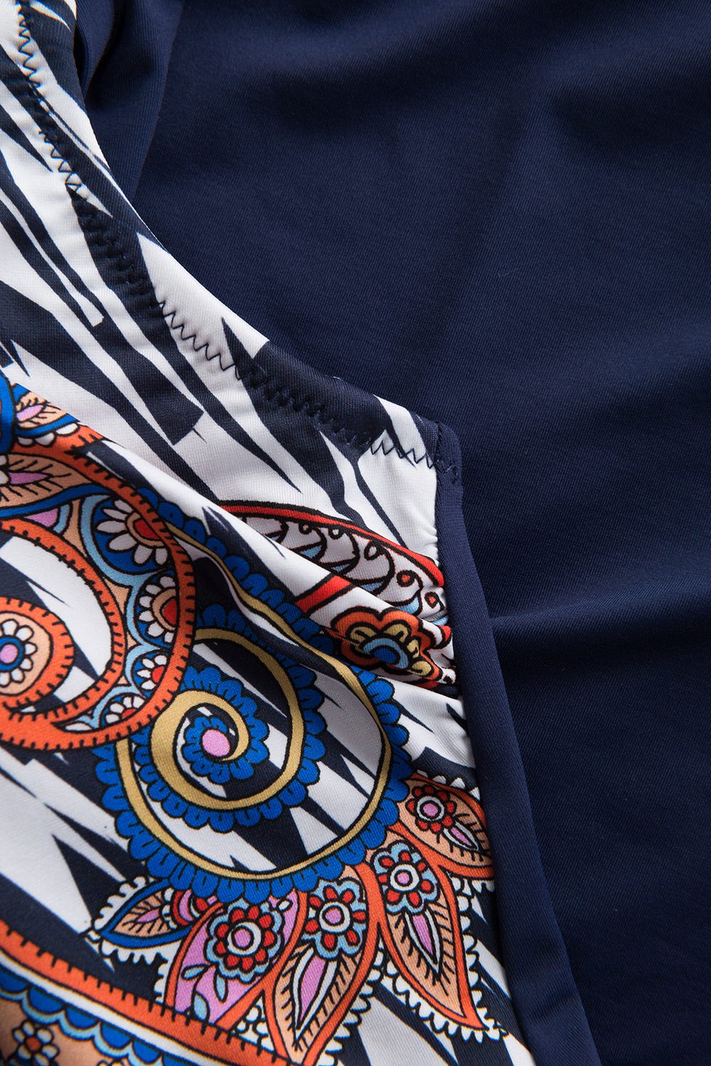 Detailbild 2 von Badeanzug im Paisley-Design Blau V-Ausschnitt Polyamid/Elasthan