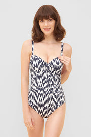 Frontalbild von Badeanzug im grafischen Druck Dunkelblau-Weiß Polyamid/Elasthan