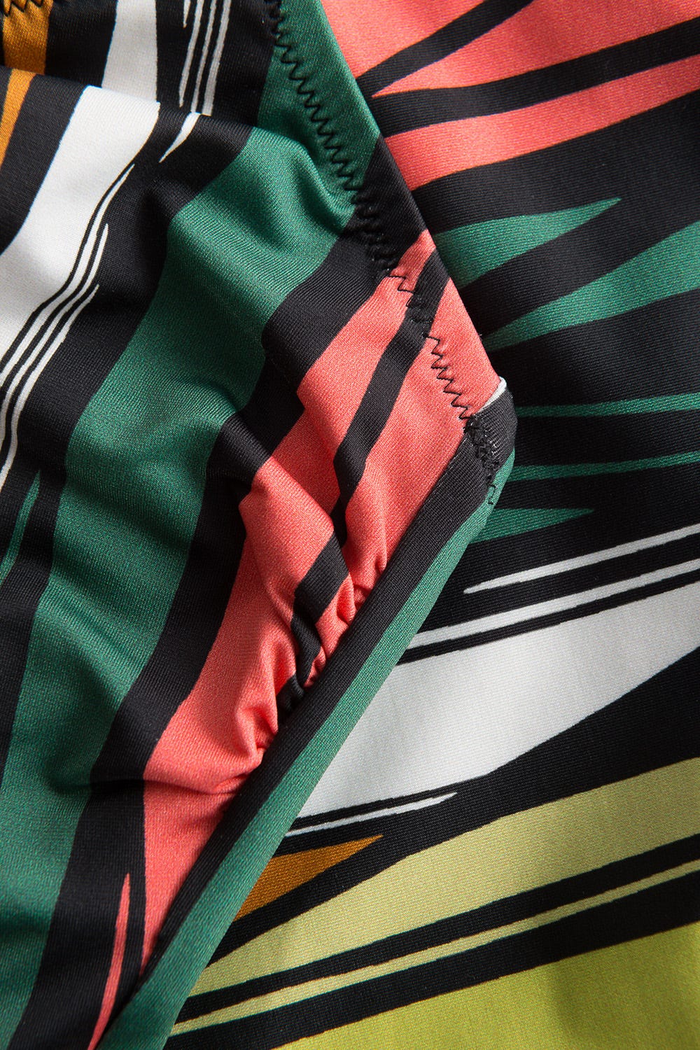 Detailbild 2 von Badeanzug im bunten Streifendruck Bügel Polyamid/Elasthan