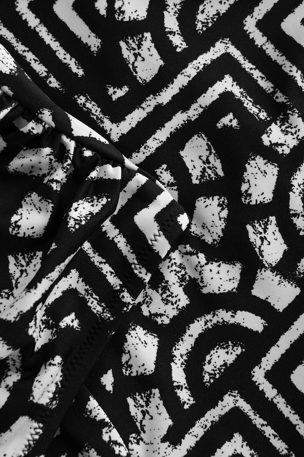 Detailbild 3 von Badeanzug im schwarz-weißen Logo-Druck Rückenausschnitt Polyamid/Elasthan