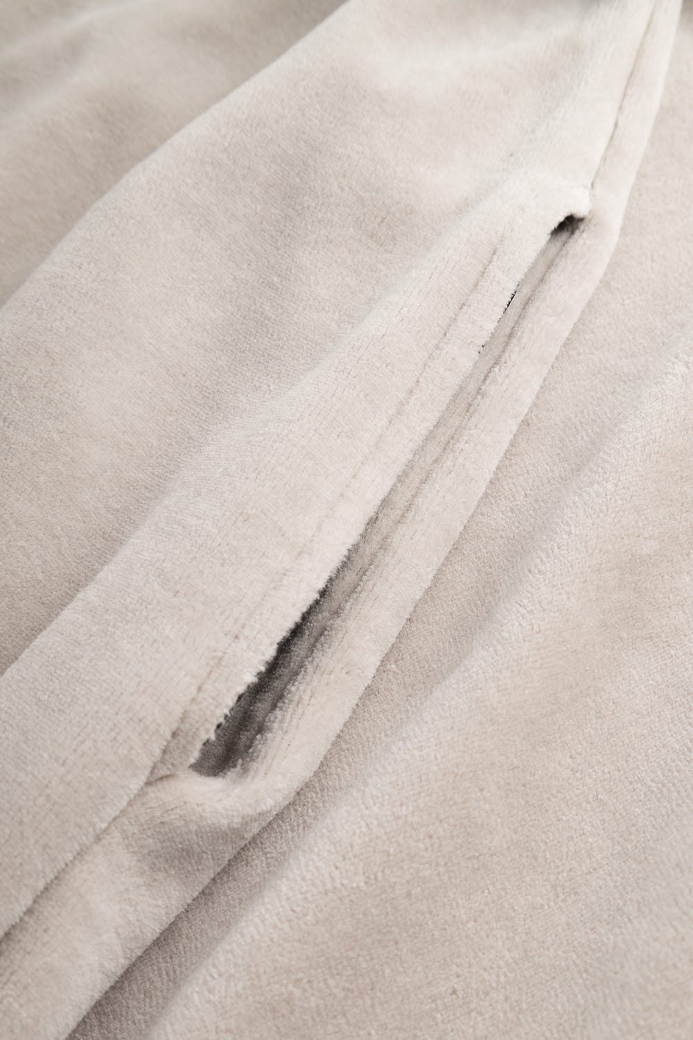 Detailbild 3 von Morgenmantel in Greige-Schwarz aus Nicki Baumwolle/Polyester