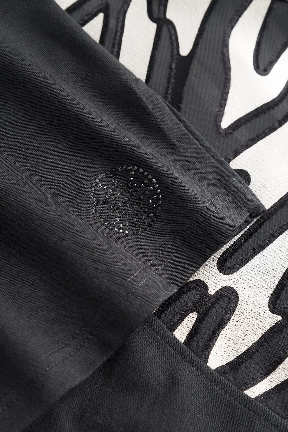 Detailbild 2 von Pyjama mit elegantem Zebra-Detail exotisch Polyester/Viskose