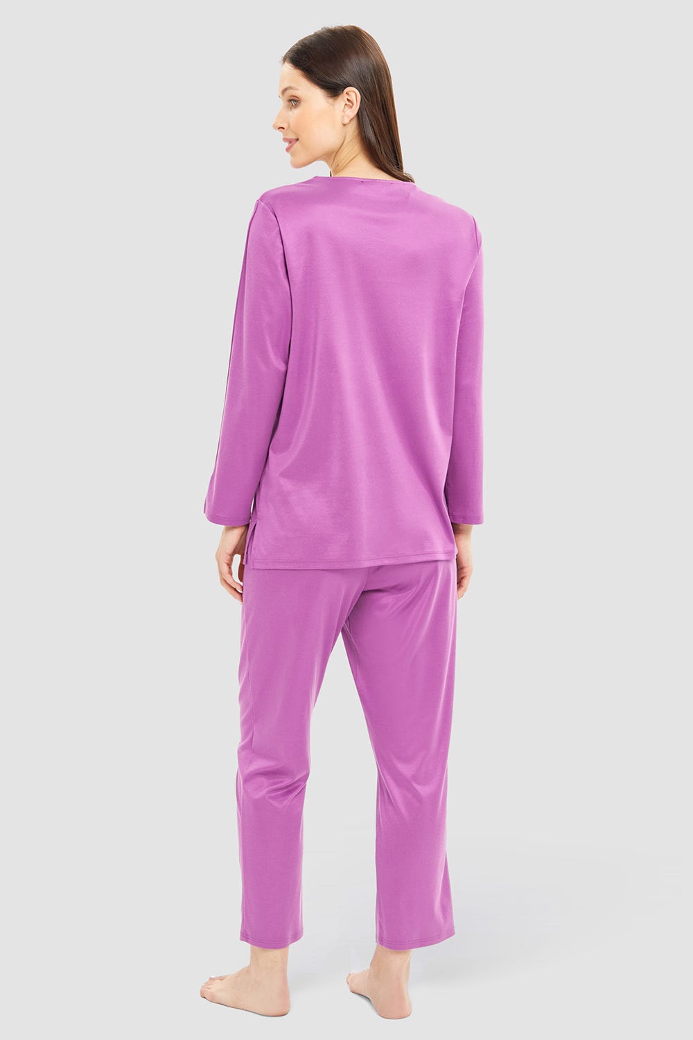 Rückansicht von Pyjama mit Logodetail und Nadelzug Violett Viskose/Baumwolle