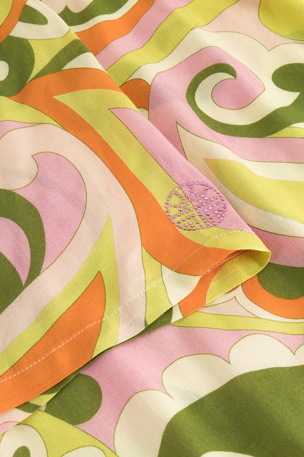 Detailbild 2 von Nachthemd Kurzarm aus Webstoff im sommerlichen Paisley-Druck Limettengrün Viskose/Seide