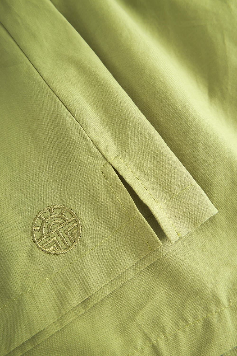 Detailbild 2 von Pyjama aus Webstoff mit sommerlichen Spitzendetails 100% Baumwolle