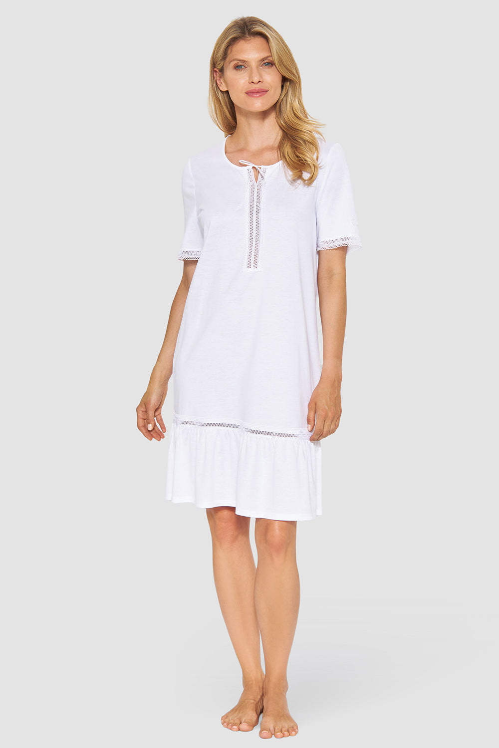 Frontalbild von Féraud Nachthemd Knielang