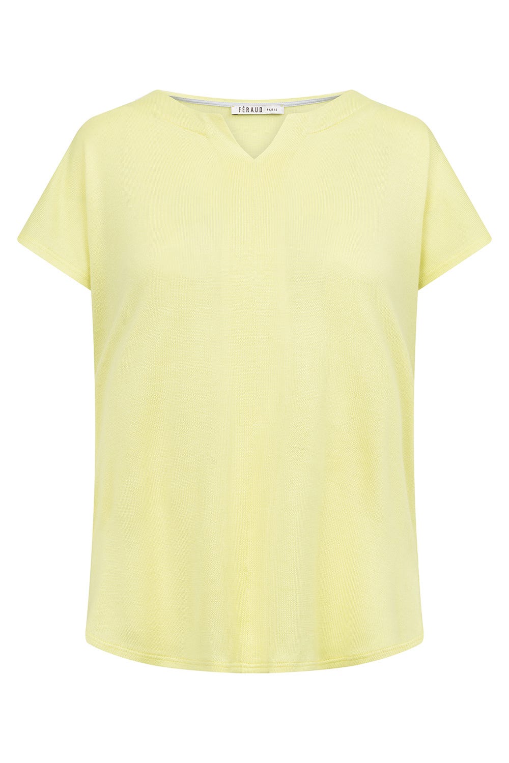 Hollowbild von T-Shirt in Limettengrün aus sommerlicher Strickware