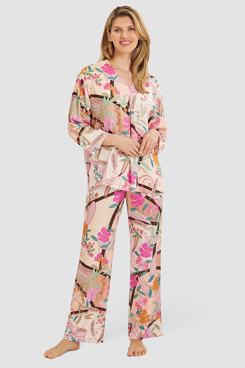 Frontalbild von Pyjama im Paisley-Blumen-Druck 100% Viskose