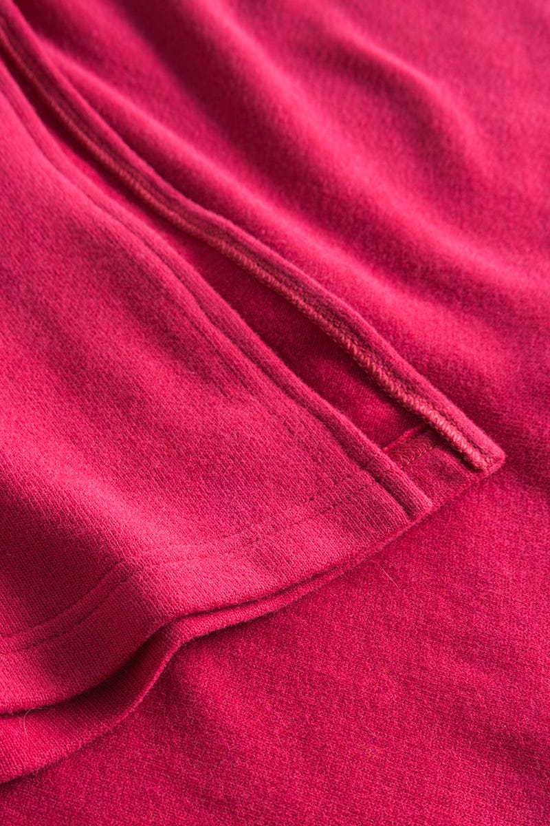 Detailbild 3 von Hauskleid aus Strick in Himbeere Materialmix