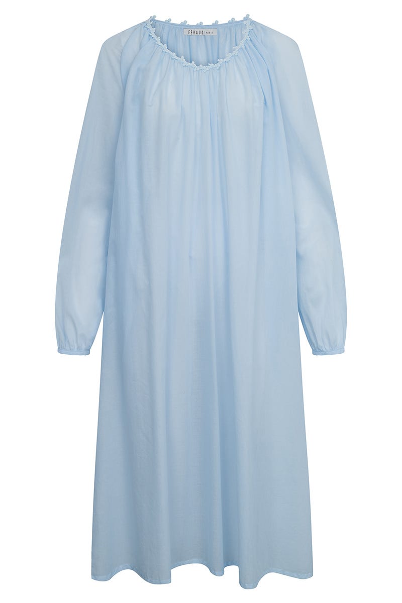 Hollowbild von Nachthemd mit romantischen Stickereien duftiger Voile Maxi-Länge 100% Baumwolle