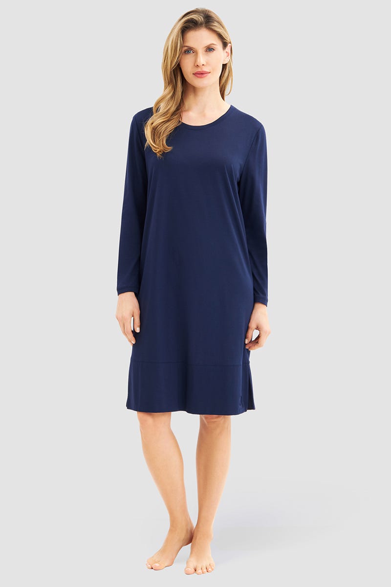 Frontalbild von Nachthemd mit Prägemotiv Baumwolle/Modal