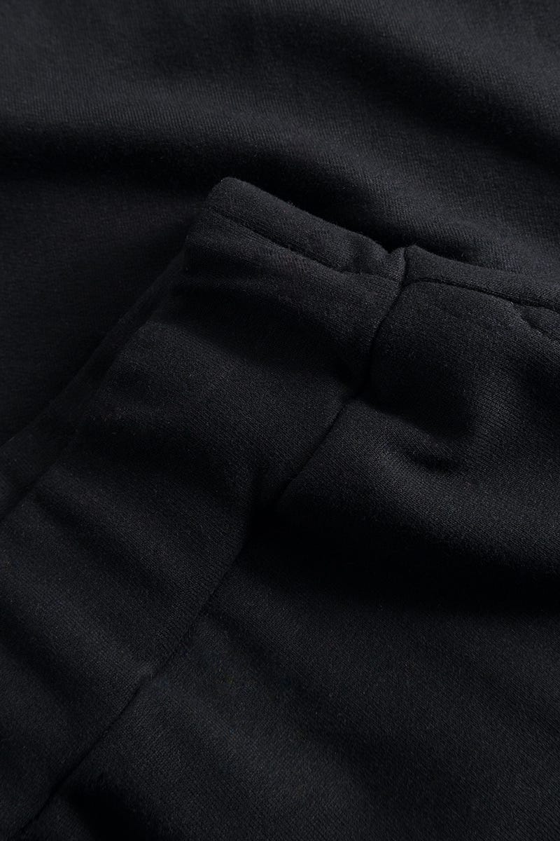 Detailbild 3 von Hausanzug aus Strickware mit Logo-Steppjacke Materialmix