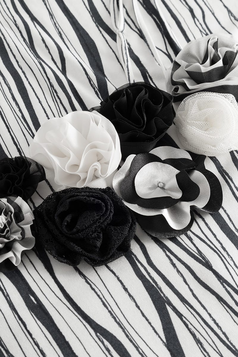 Detailbild 1 von Nachtkleid Ärmellos im Streifendruck und Blumendetails aus Chiffon 100% Modal