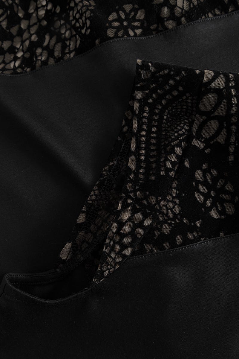 Detailbild 2 von Pyjama mit opulenten Spitzendetails Baumwolle/Lyocell