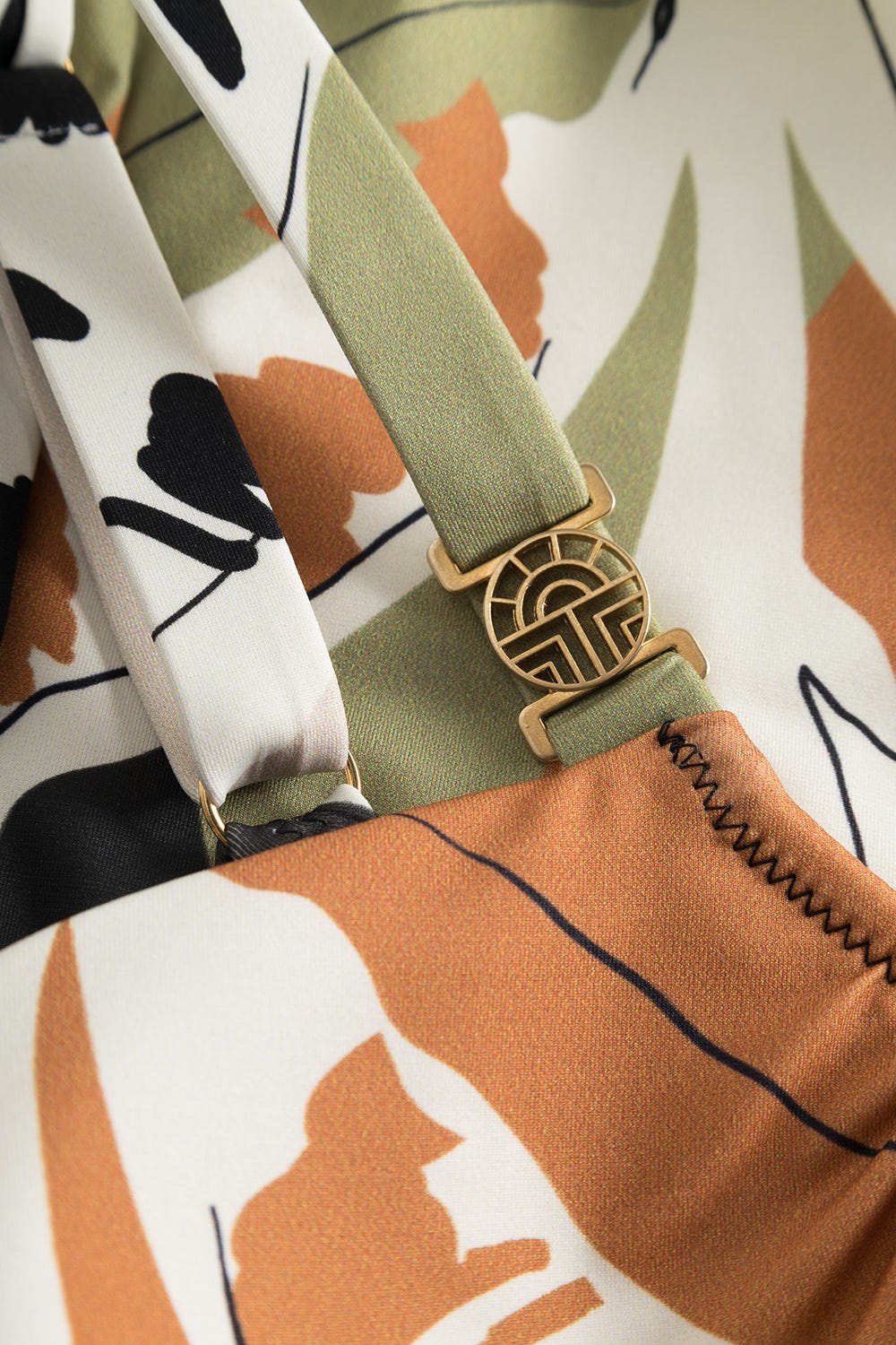 Detailbild 3 von Badeanzug im Animalprint Erdfarben Modern Leo