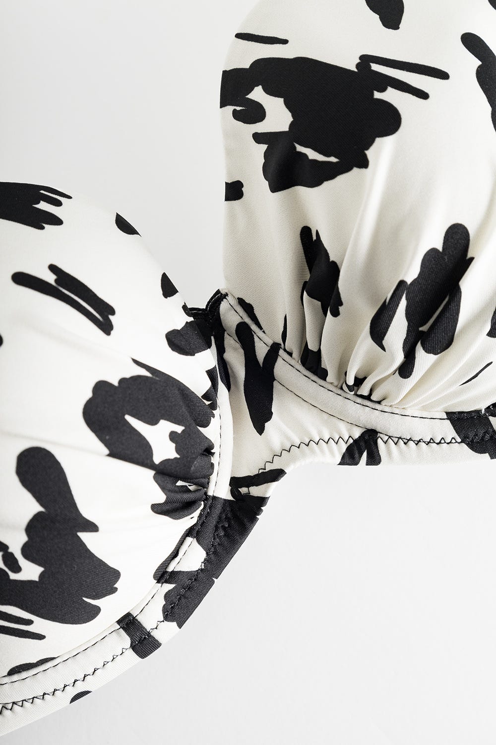 Detailbild 1 von Bikini im Animalprint Leo Schwarz-Weiß