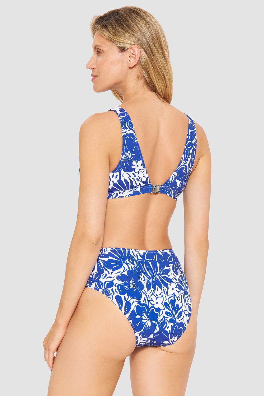 Rückansicht von Bikini im Blumendruck minimalistisch Blau-Weiß