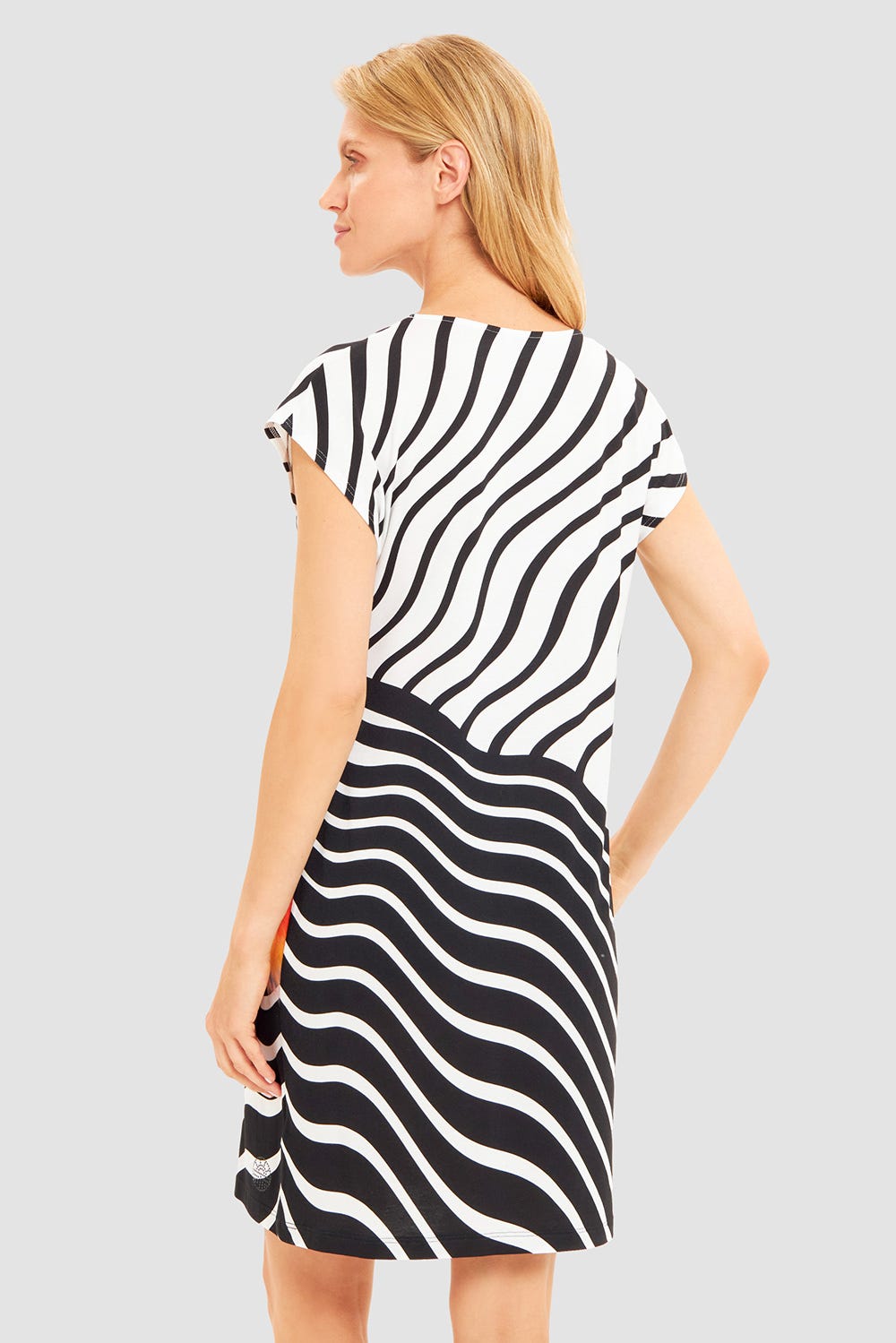 Rückansicht von Strandkleid Kurzarm im Grafik-Blüten-Print Viskose/Elasthan