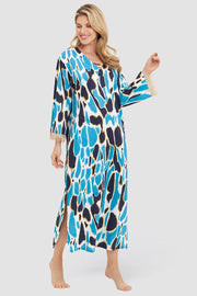 Frontalbild von Nachthemd im eleganten Leo-Druck mit Fransen-Details Maxi-Länge Baumwolle/Modal