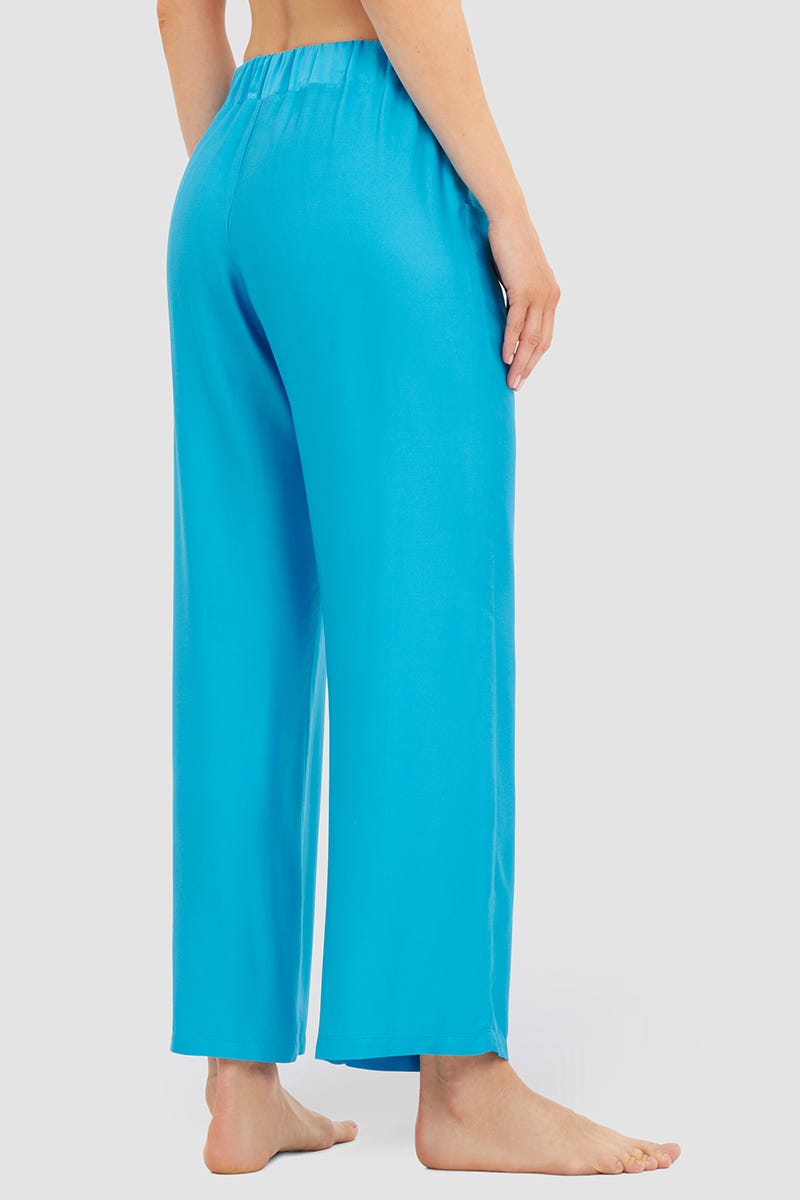 Rückansicht von 7/8-Hose aus Satin Türkis 100% Viskose