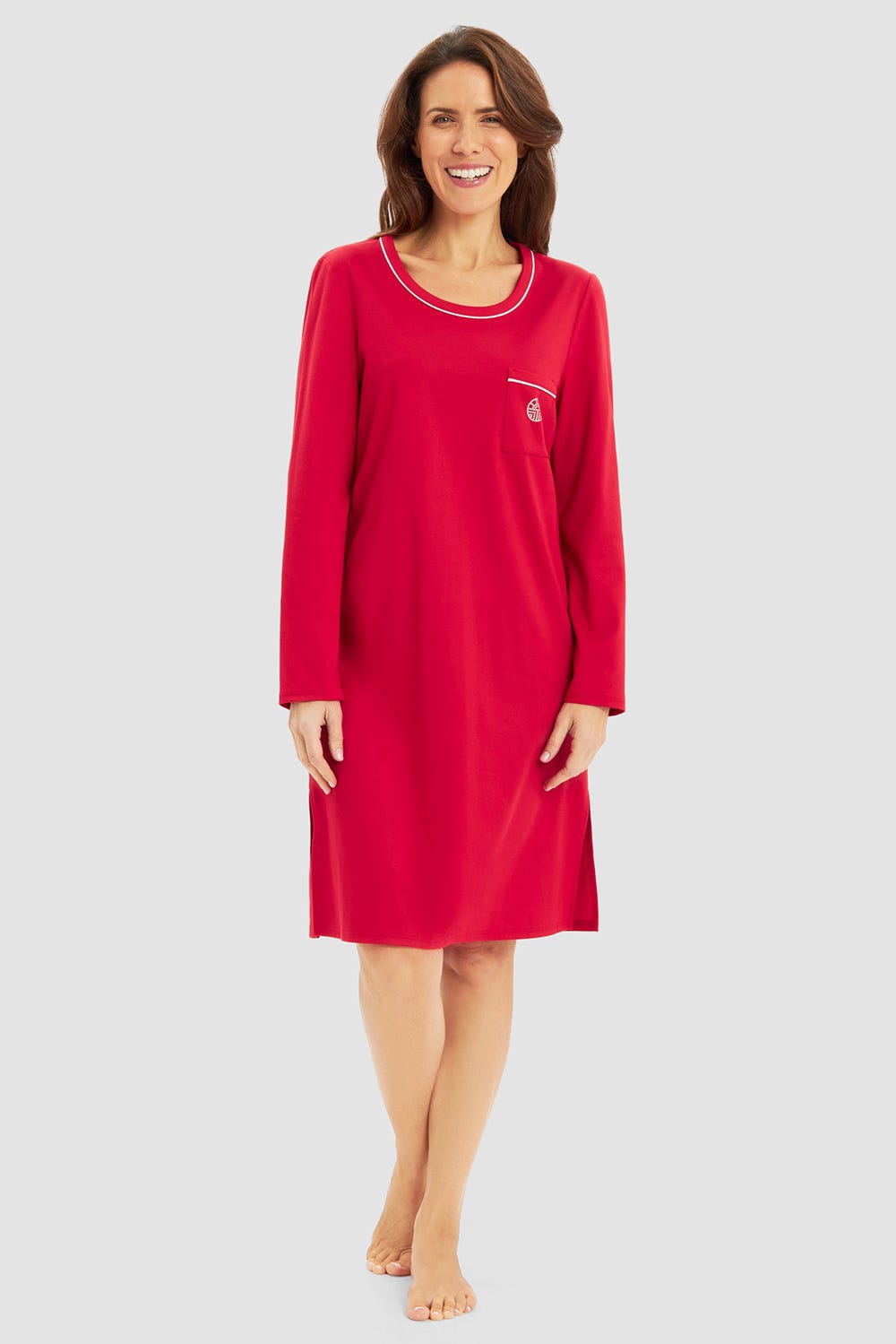 Frontalbild von Nachthemd mit Kontrastdetails in Rot 100% Baumwolle