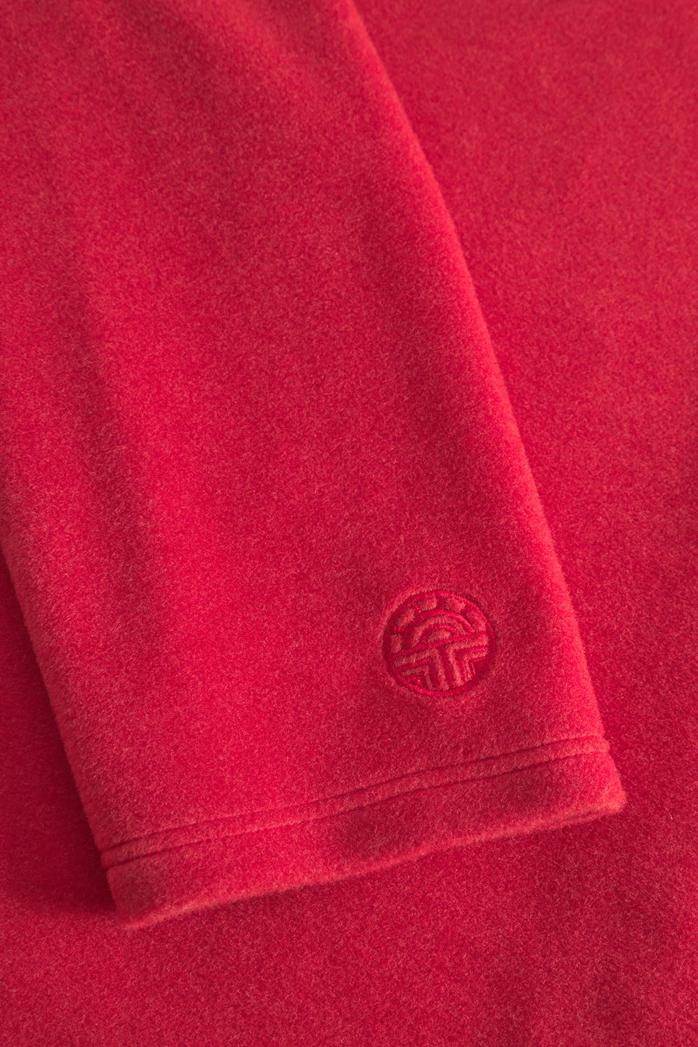 Detailbild 2 von Hausanzug aus kuscheligem Fleece in Rot