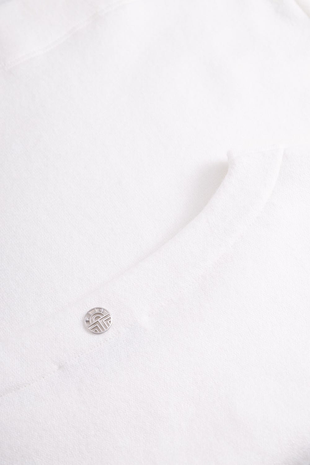 Detailbild 3 von Langarmshirt mit Leo-Details aus Strickware