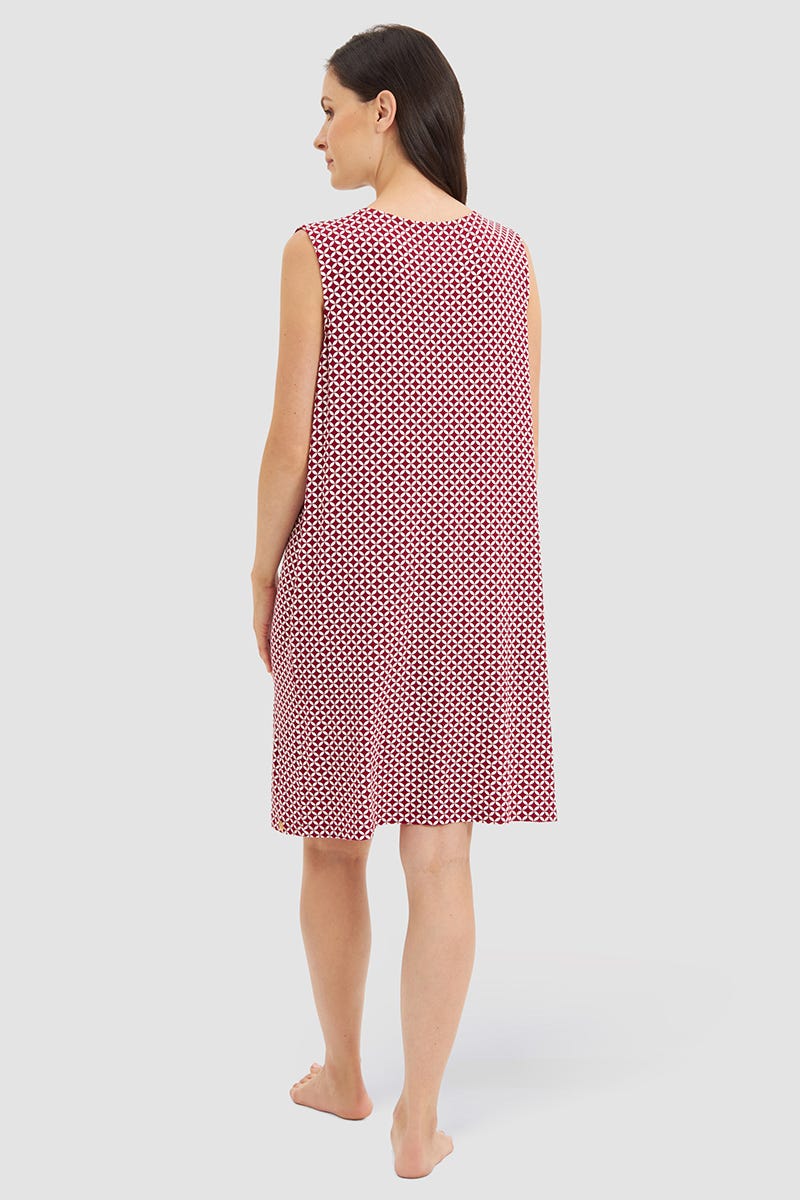 Rückansicht von Strandkleid im minimalistischen Grafikdruck Rot