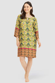 Frontalbild von Strandkleid im Ornamental-Druck Webware 100% Viskose