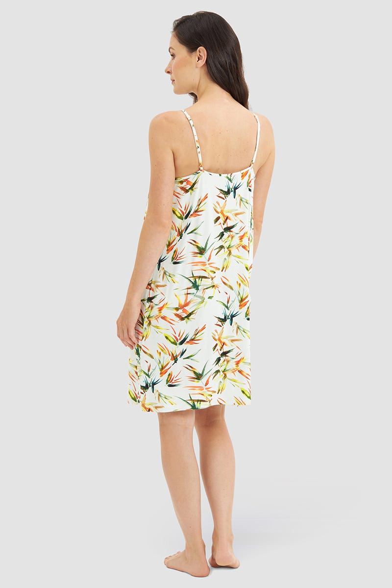 Rückansicht von Strandkleid Ärmellos im sommerlichen Blätter-Druck Viskose/Elasthan