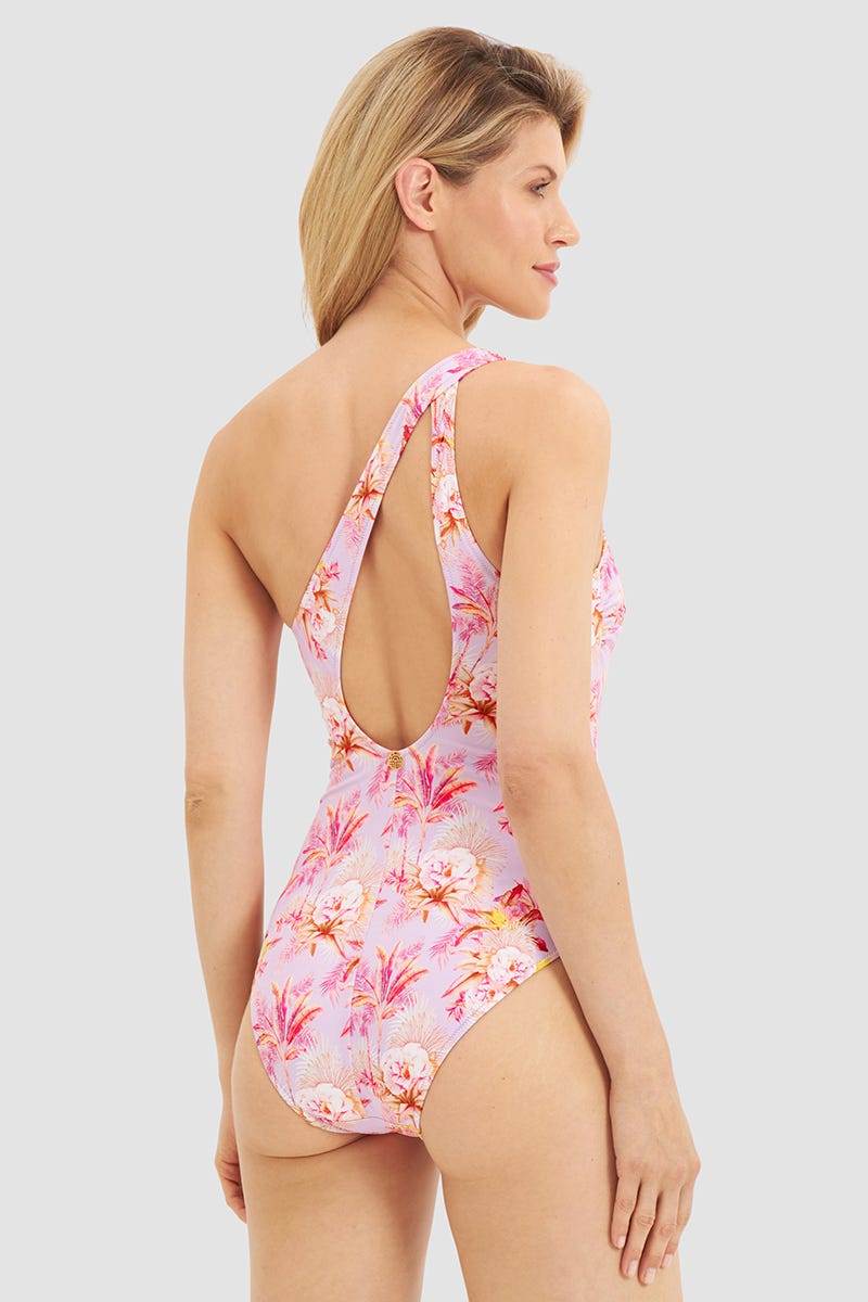 Rückansicht von Badeanzug im tropischen Palmen-Druck 