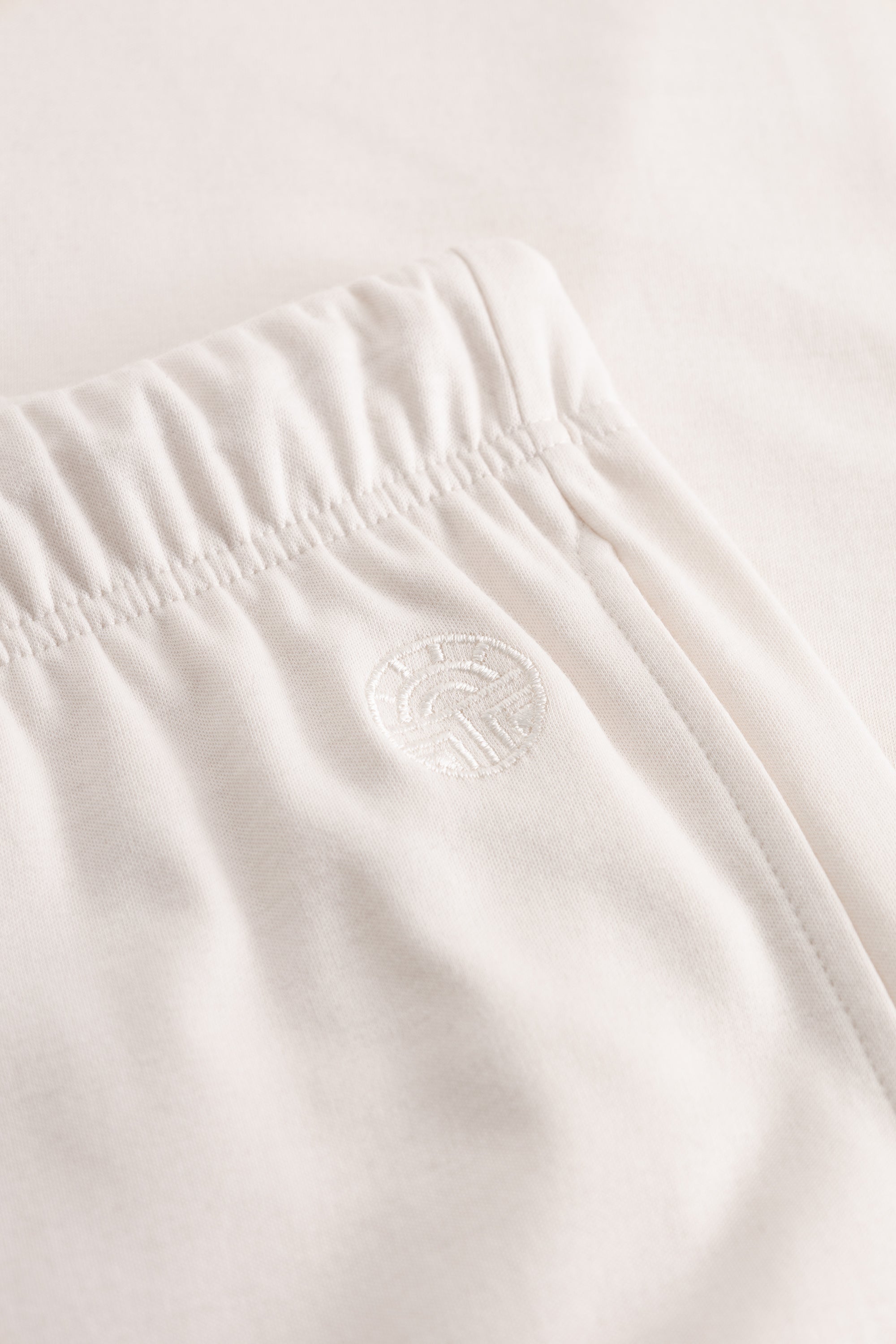 Féraud Hose Lang, Interlock