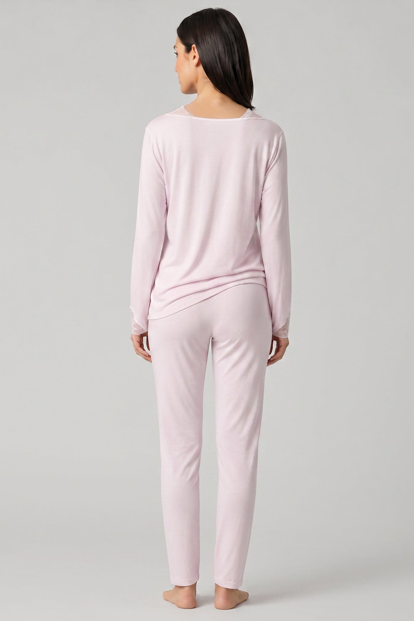 Féraud Pyjama Lang, Webspitze