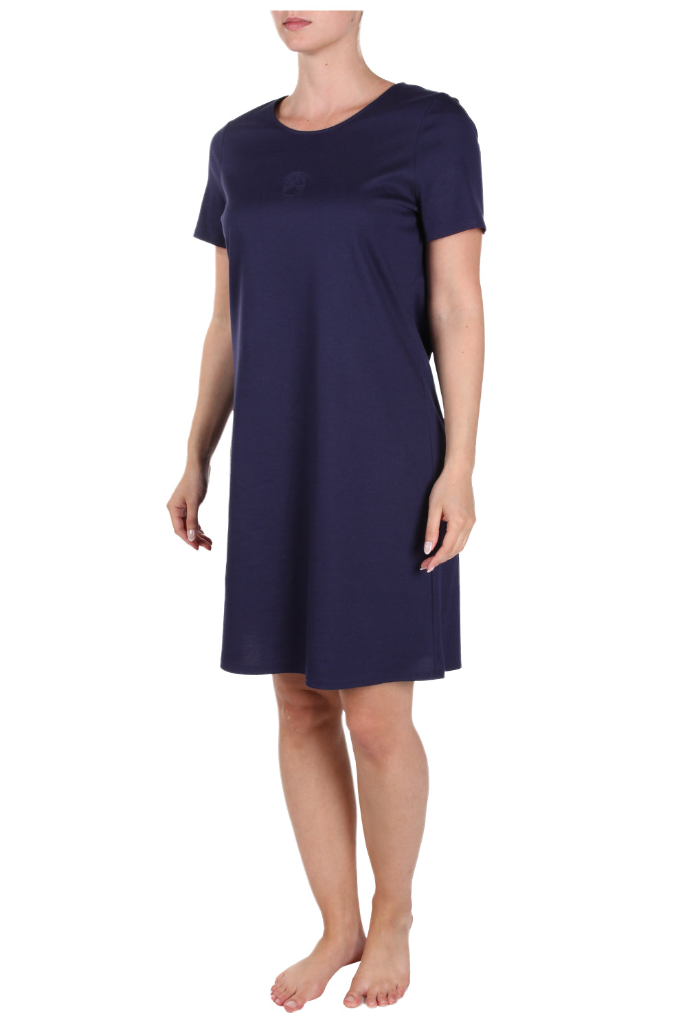 Frontalbild von Féraud Nachthemd Knielang