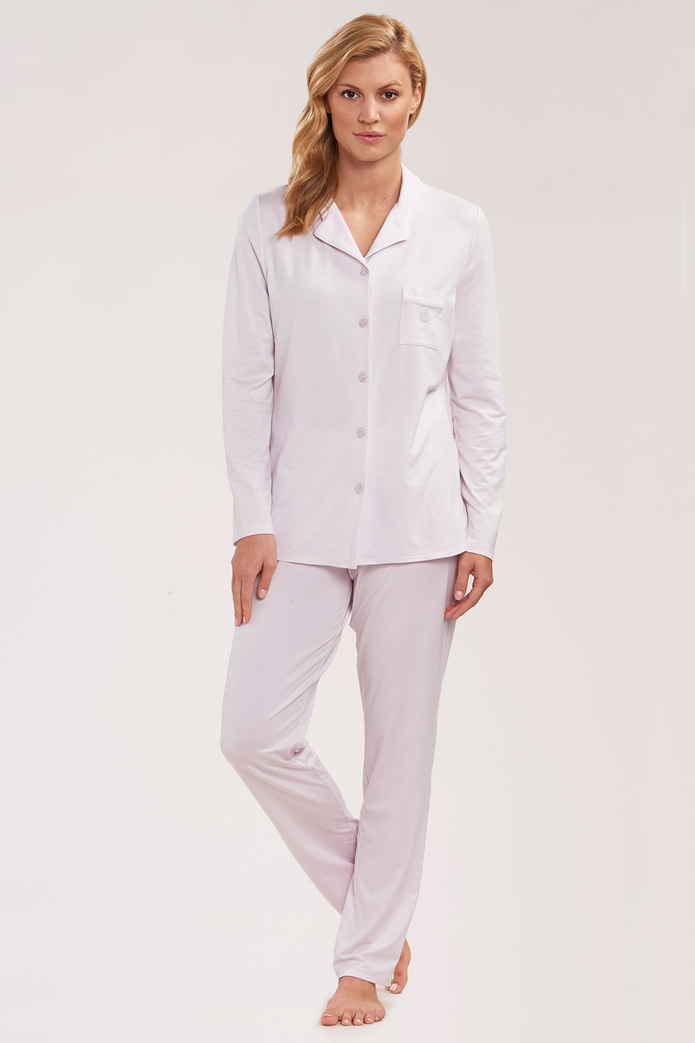 Frontalbild von Féraud Pyjama Lang