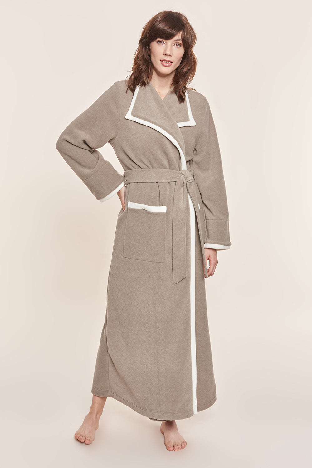 Frontalbild von Féraud Mantel Maxi