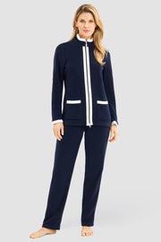 Frontalbild von Féraud Hausanzug