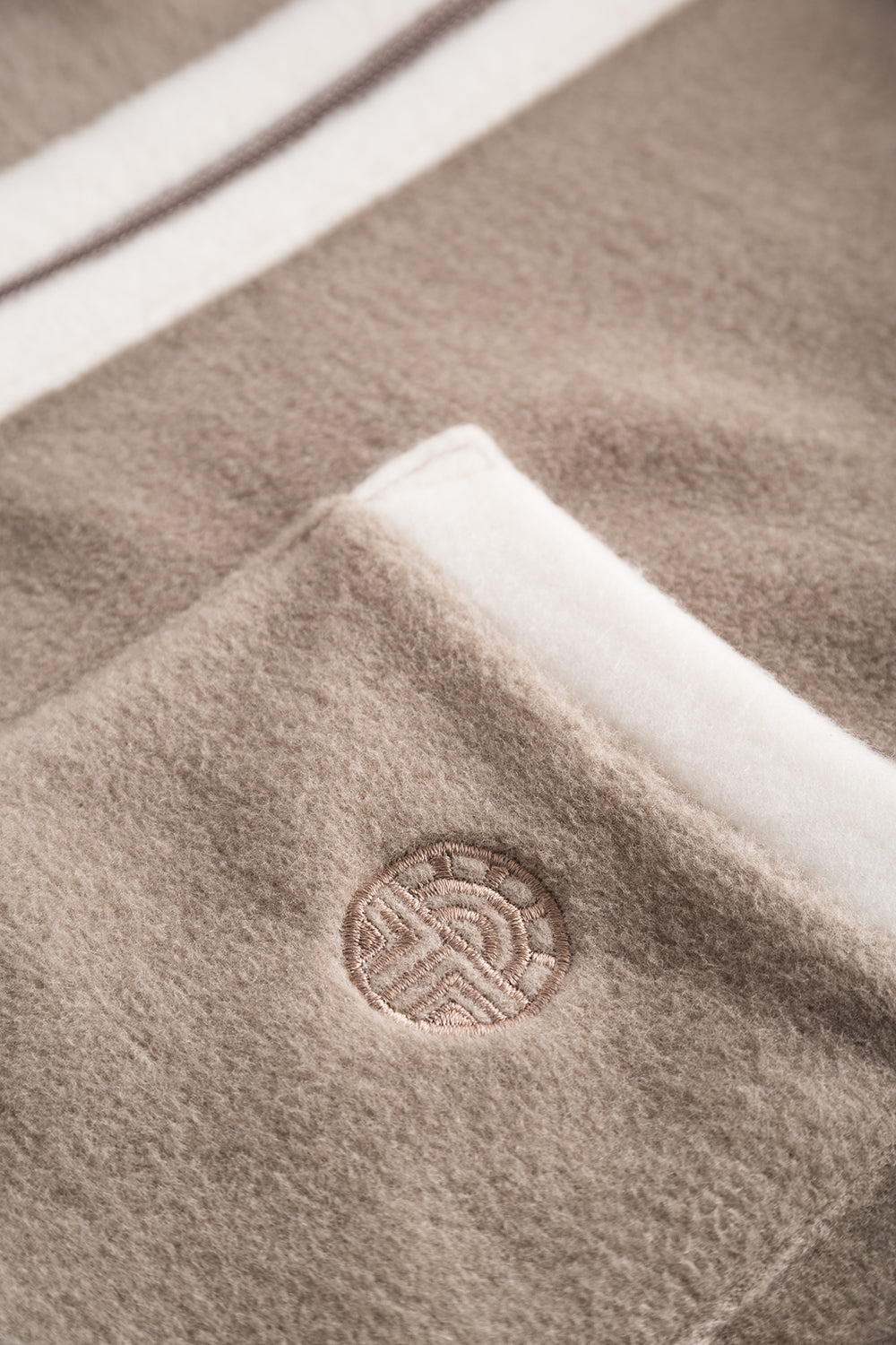 Detailbild von Féraud Hausanzug